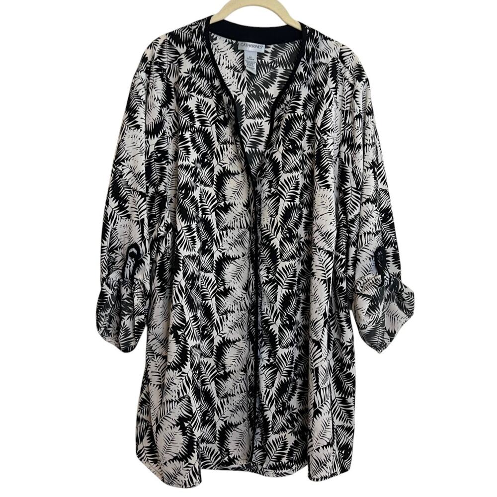 Catherines Womens Button Front Tunic 2X Black White Leaf Print